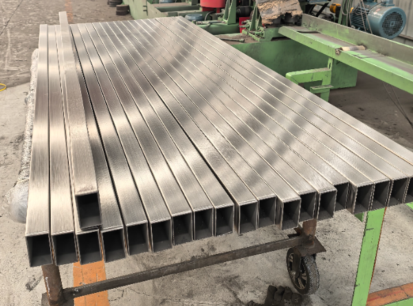 澄迈建筑工程行业用不锈钢无缝钢管